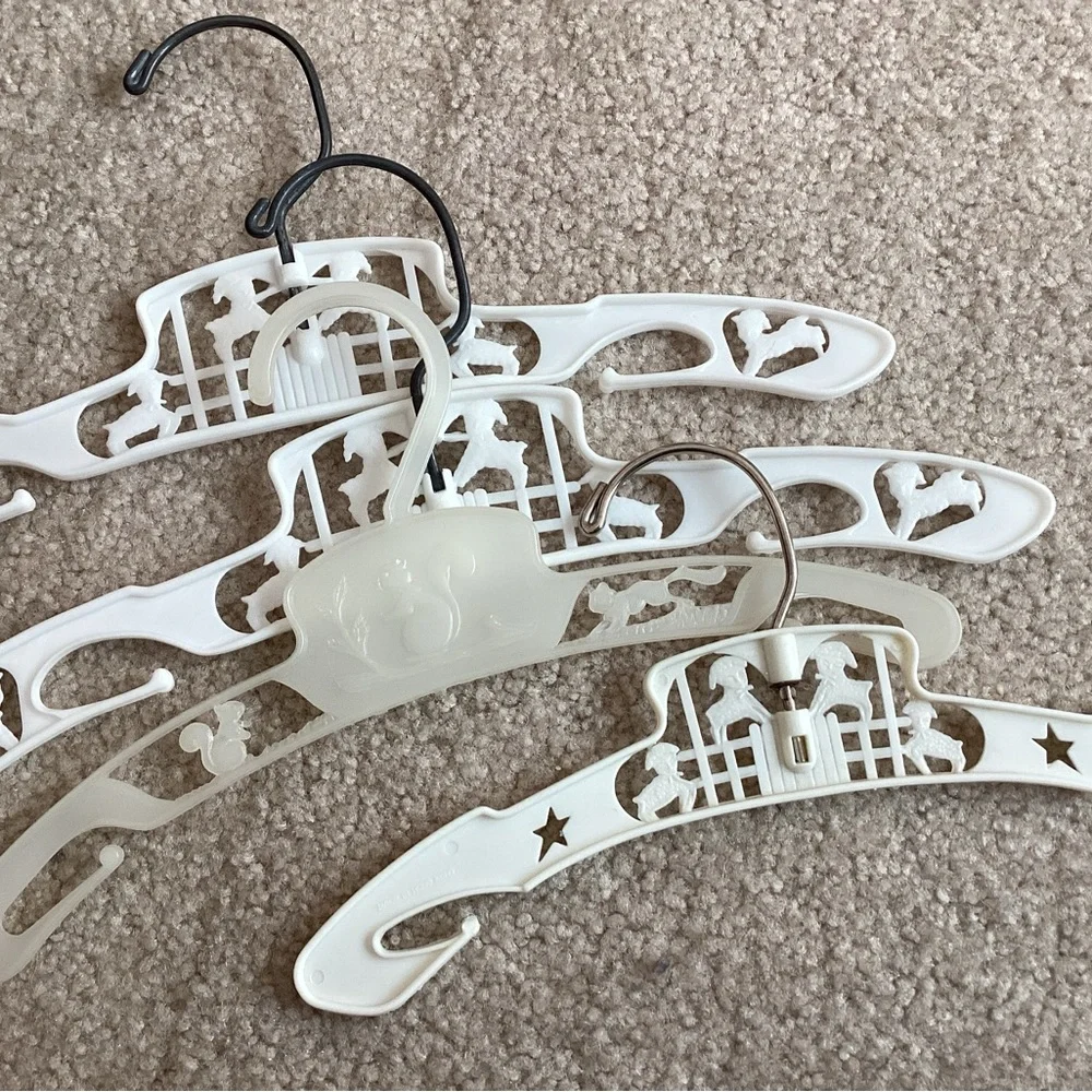 Vintage MCM Baby Clothes Hangers Plastic Pink/White 13 pc